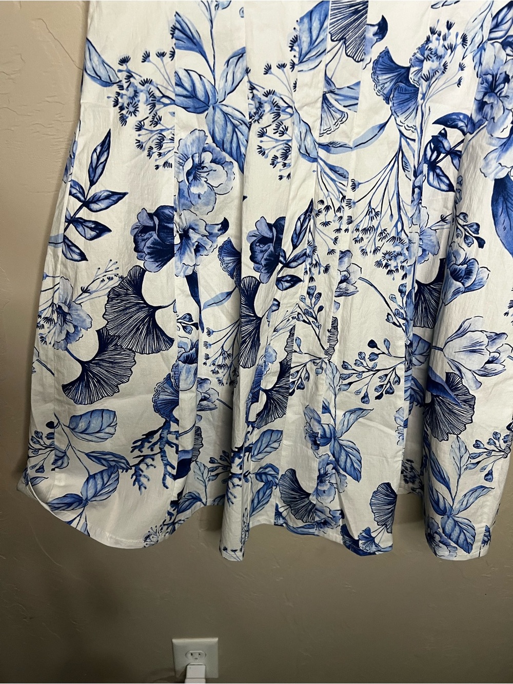 Avec Les Filles Blue White Floral‎ Mini Dress - Picture 10 of 10